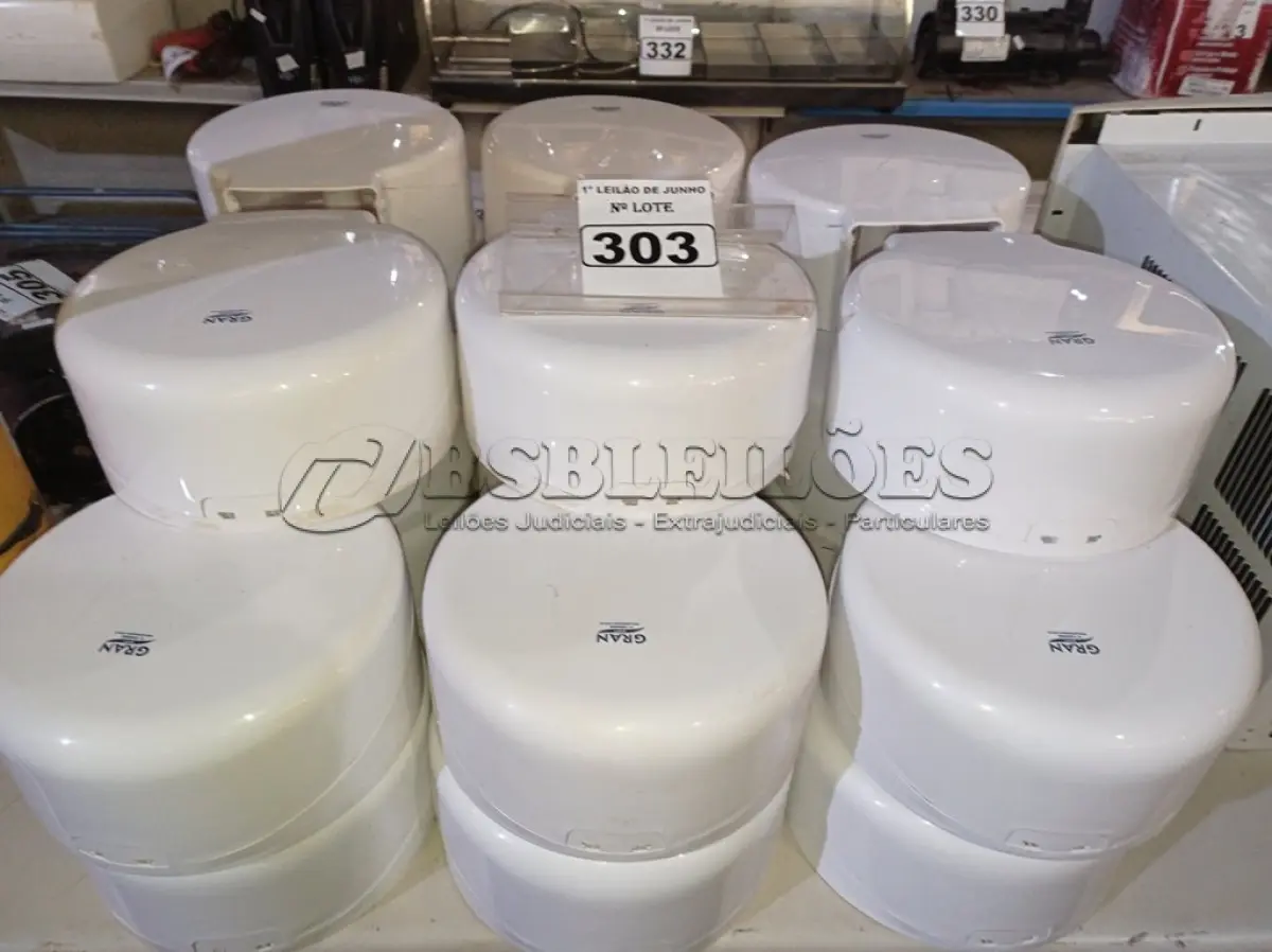 LOTE 303 - 01 LOTE COM VÁRIOS DISPENSES. (NO ESTADO) ATENÇÃO! FAZER A VISITAÇÃO ANTES DE ARREMATAR, NÃO SABEMOS SE FUNCIONA. LEILÃO NÃO TEM GARANTIA E NEM DEVOLUÇÃO, SUJEITO A POSSÍVEIS AVARIAS VISÍVEIS/OCULTAS E/OU AUSÊNCIA DE COMPONENTES.