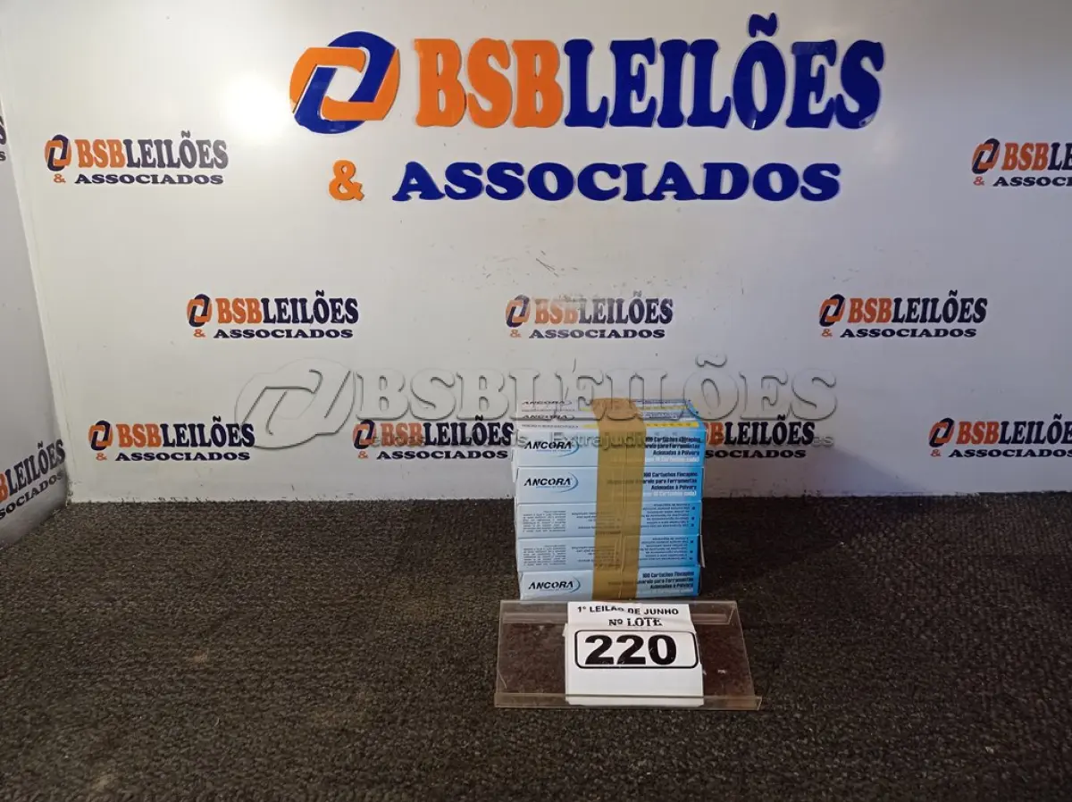 LOTE 220 - 01 LOTE COM 10 CAIXAS DE CARTUCHOS FINCAPINO MAGAZINADO AMARELO PARA FERRAMENTAS ACIONADAS A PÓLVORA MARCA ANCORA. (NO ESTADO) ATENÇÃO! FAZER A VISITAÇÃO ANTES DE ARREMATAR, NÃO SABEMOS SE FUNCIONA. LEILÃO NÃO TEM GARANTIA E NEM DEVOLUÇÃO, SUJEITO A POSSÍVEIS AVARIAS VISÍVEIS/OCULTAS E/OU AUSÊNCIA DE COMPONENTES.