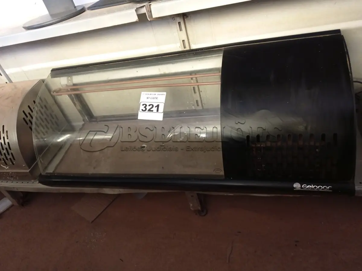 LOTE 321 - 01 ESTUFA REFRIGERADA, MODELO: VGRB-120/160/210 MARCA GELOPAR. (NO ESTADO) ATENÇÃO! FAZER A VISITAÇÃO ANTES DE ARREMATAR, NÃO SABEMOS SE FUNCIONA. LEILÃO NÃO TEM GARANTIA E NEM DEVOLUÇÃO, SUJEITO A POSSÍVEIS AVARIAS VISÍVEIS/OCULTAS E/OU AUSÊNCIA DE COMPONENTES.