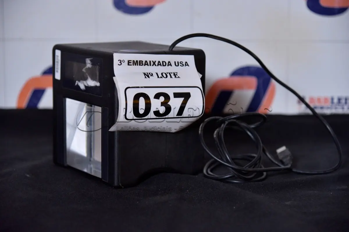 LOTE 037 - 01 SCANNER DE LEITURA DIGITAL USB. (OPTICAL DIGITAL SCANNER) AV9705G (NO ESTADO)