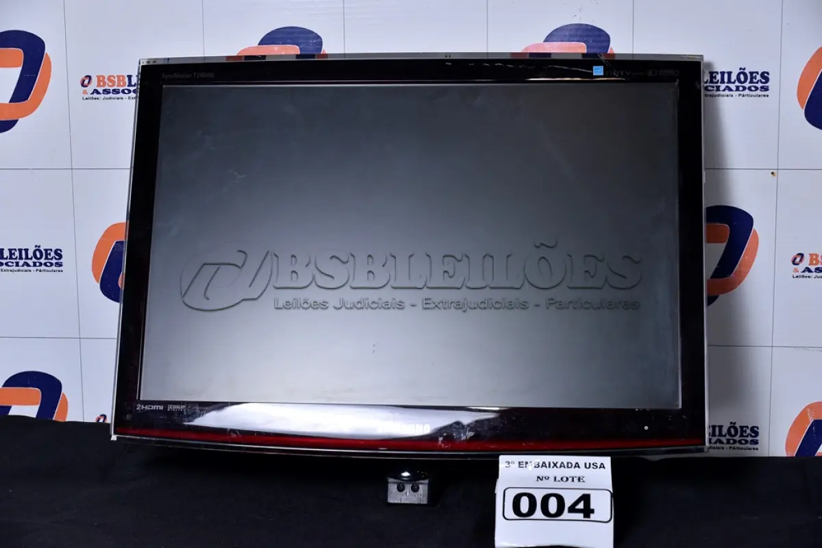LOTE 004 - 01 MONITOR TV 24’’ MARCA SAMSUNG SEM O PÉ. (NO ESTADO) AV9550B