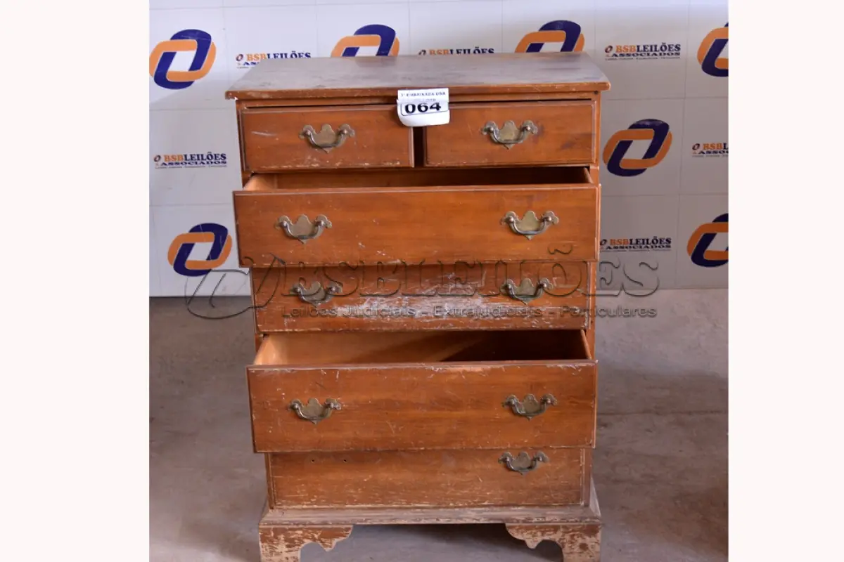 LOTE 064