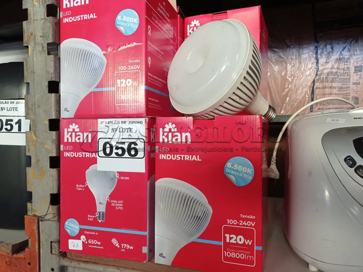 LOTE 056 - 01 LOTE COM 10 LÂMPADAS DE LED INDUSTRIAL 6.500K BRANCA FRIA DE 120W CADA. (NO ESTADO) ATENÇÃO! FAZER A VISITAÇÃO ANTES DE ARREMATAR, NÃO SABEMOS SE FUNCIONA. LEILÃO NÃO TEM GARANTIA E NEM DEVOLUÇÃO, SUJEITO A POSSÍVEIS AVARIAS VISÍVEIS/OCULTAS E/OU AUSÊNCIA DE COMPONENTES.
