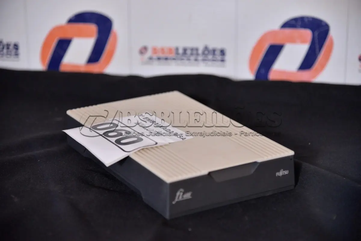 LOTE 060 - 01 SCANNER DIGITAL MODELO: FI-60F MARCA FUJTSU. (OPTICAL DIGITAL/SCANNER)121900 (NO ESTADO)