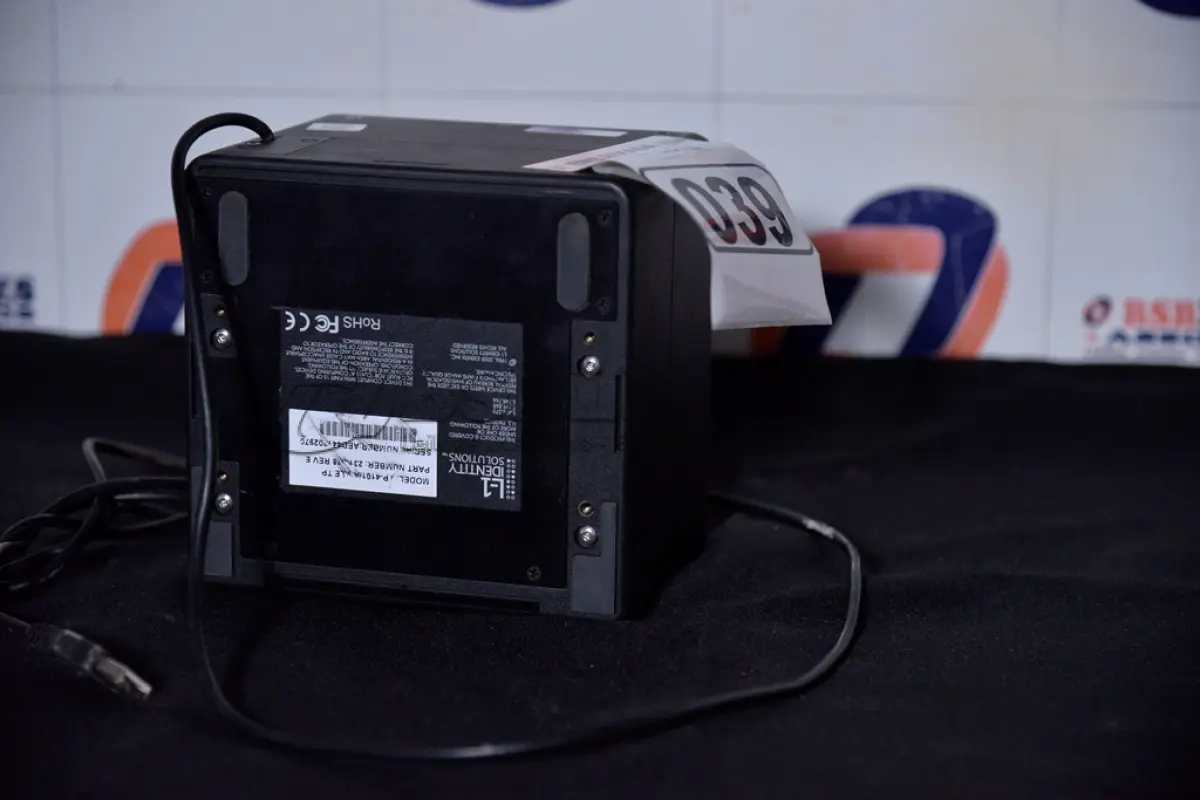 LOTE 039 - 01 SCANNER DE LEITURA DIGITAL USB. (OPTICAL DIGITAL SCANNER) AV9704U (NO ESTADO)