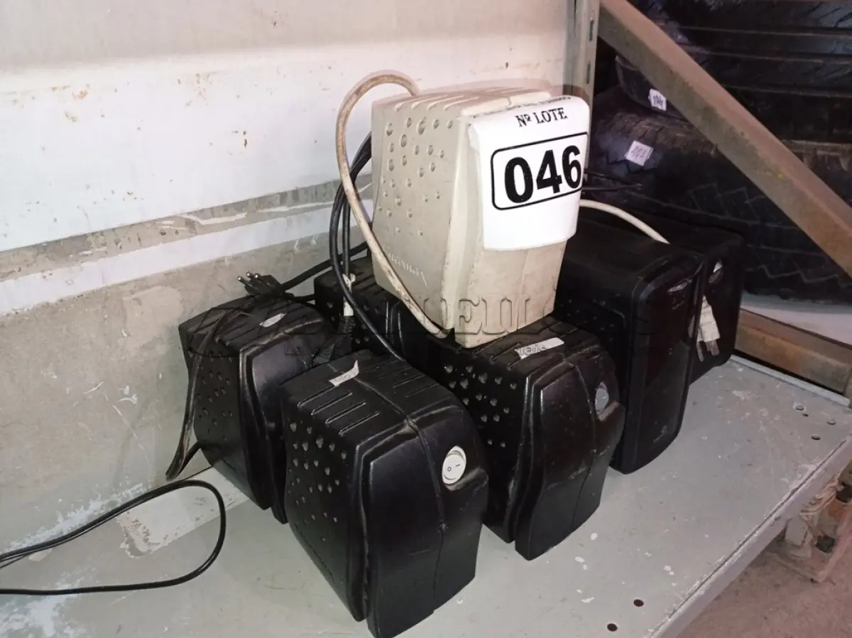 LOTE 046 - 07 ESTABILIZADORES MARCAS E MODELOS DIVERSOS. (NO ESTADO) ATENÇÃO! FAZER A VISITAÇÃO ANTES DE ARREMATAR, NÃO SABEMOS SE FUNCIONA. LEILÃO NÃO TEM GARANTIA E NEM DEVOLUÇÃO, SUJEITO A POSSÍVEIS AVARIAS VISÍVEIS/OCULTAS E/OU AUSÊNCIA DE COMPONENTES.
