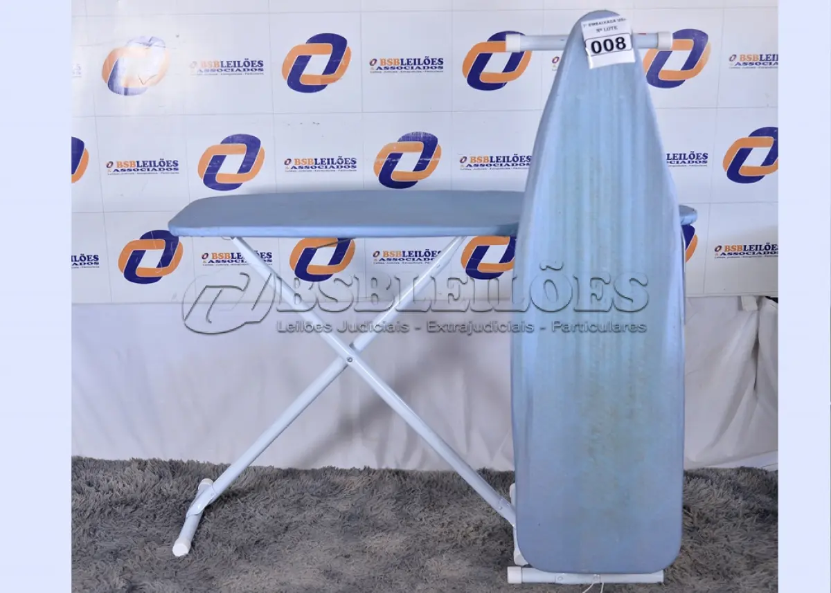 LOTE 008 - 02 TÁBUAS DE PASSAR ROUPAS. (IRONING BOARD) (NO ESTADO)0000011