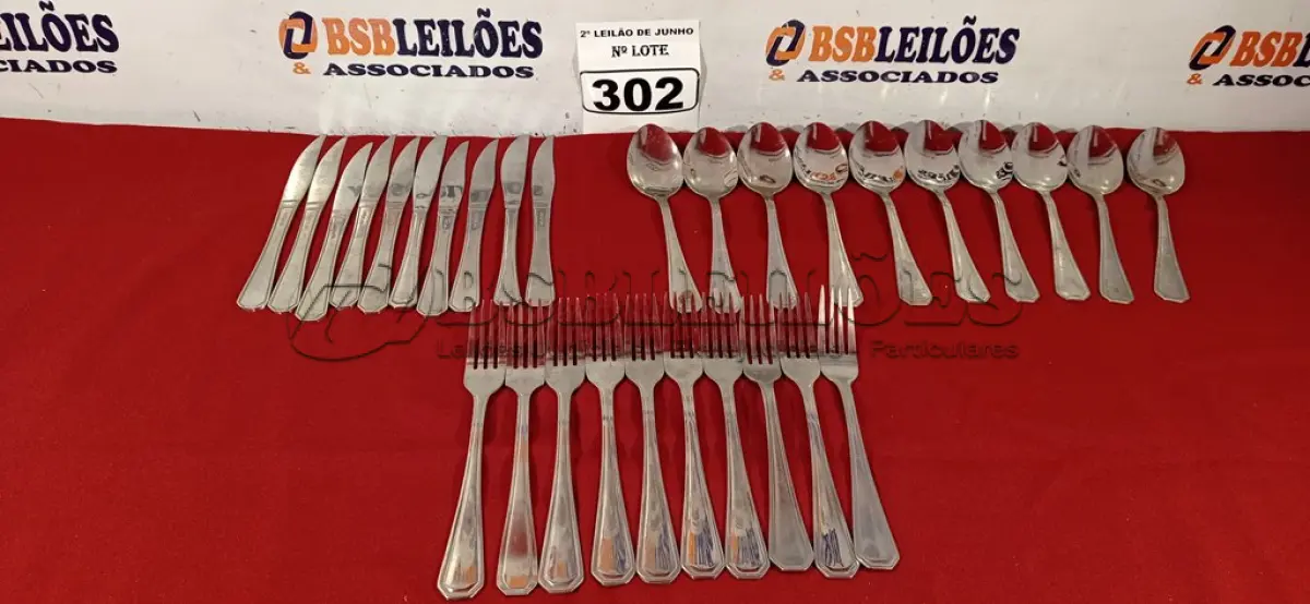 LOTE 302