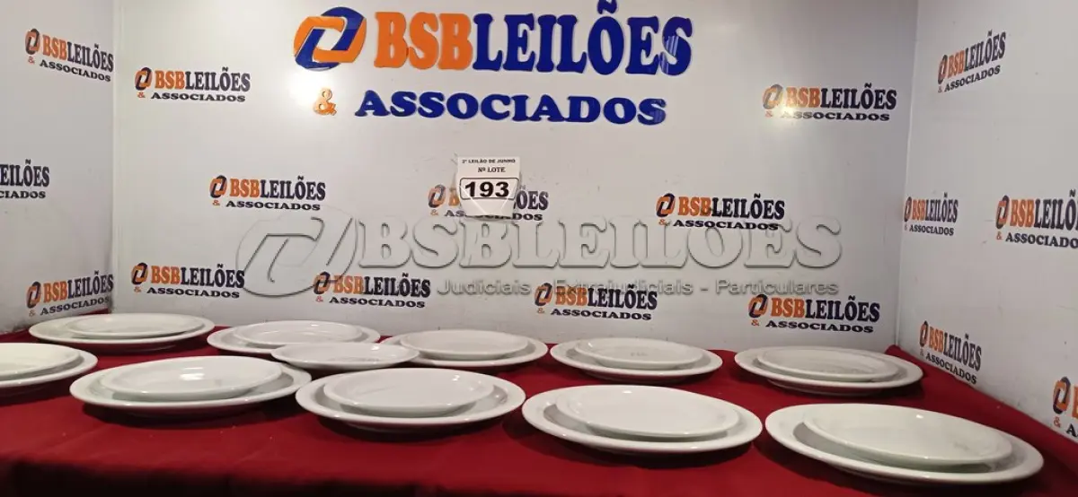 LOTE 193
