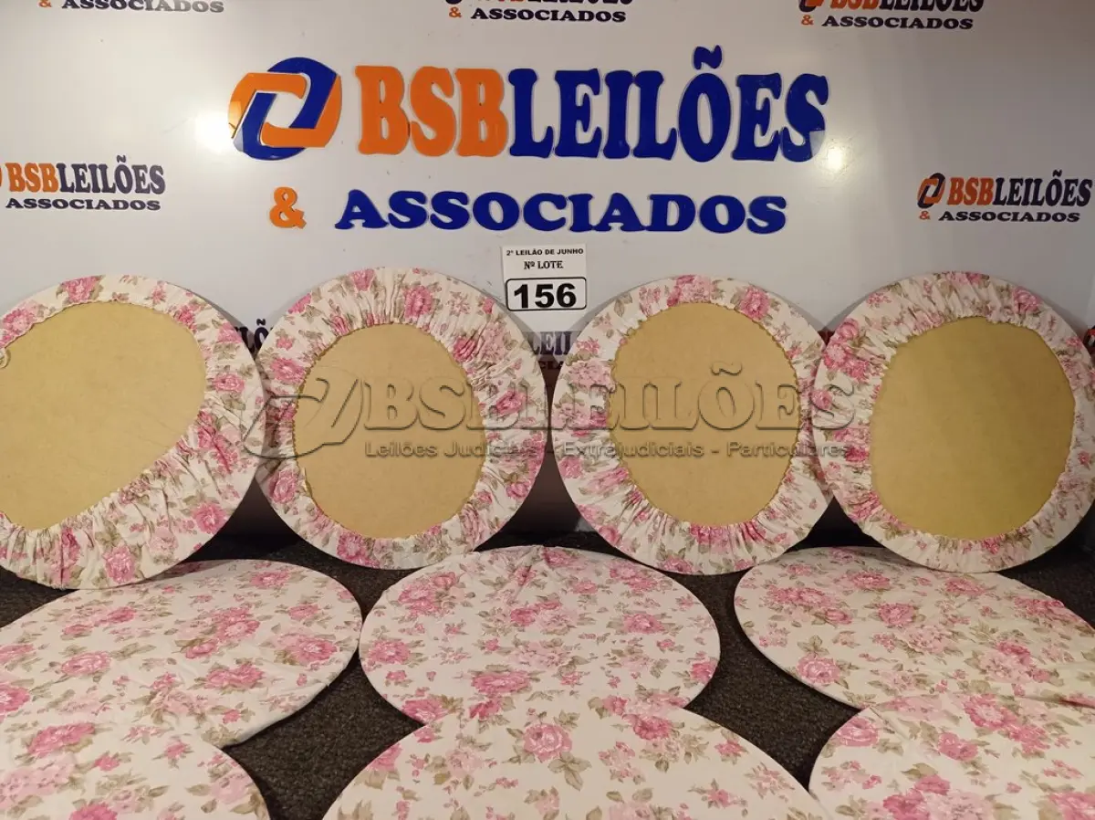 LOTE 156