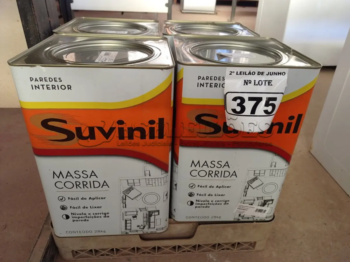 LOTE 375 - 01 LOTE COM 04 LATAS DE MASSA CORRIDA PARA PAREDES INTERIOR CONTENDO 28KG CADA MARCA SUVINIL. (NO ESTADO) ATENÇÃO! FAZER A VISITAÇÃO ANTES DE ARREMATAR, NÃO SABEMOS SE FUNCIONA. LEILÃO NÃO TEM GARANTIA E NEM DEVOLUÇÃO, SUJEITO A POSSÍVEIS AVARIAS VISÍVEIS/OCULTAS E/OU AUSÊNCIA DE COMPONENTES.