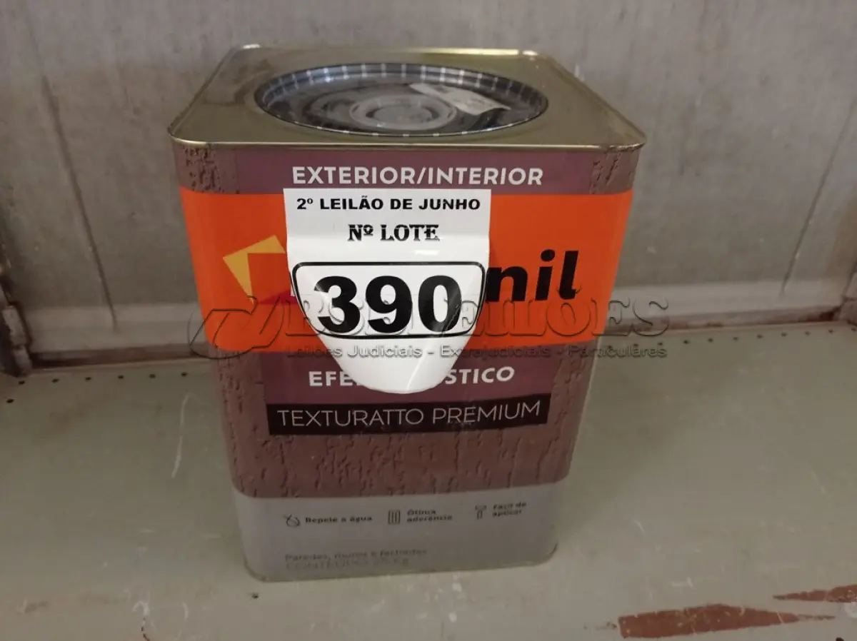 LOTE 390 - 01 LATA DE TINTA TEXTURATTO PREMIUM EFEITO RÚSTICO EXTERIOR/INTERIOR SUVINIL 25KG. (NO ESTADO) ATENÇÃO! FAZER A VISITAÇÃO ANTES DE ARREMATAR, NÃO SABEMOS SE FUNCIONA. LEILÃO NÃO TEM GARANTIA E NEM DEVOLUÇÃO, SUJEITO A POSSÍVEIS AVARIAS VISÍVEIS/OCULTAS E/OU AUSÊNCIA DE COMPONENTES.