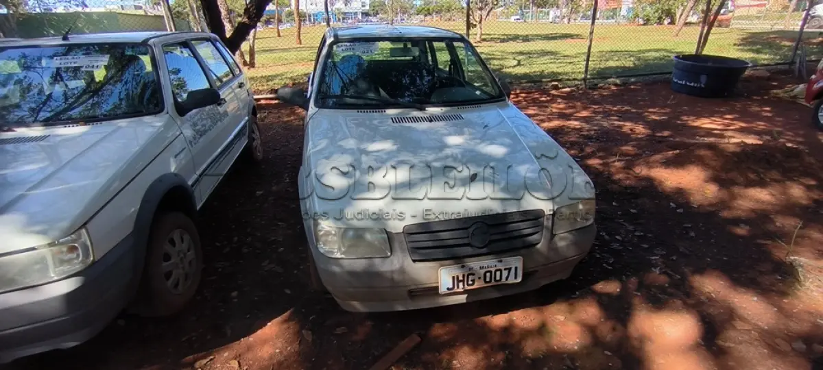 LOTE 021 - 01 FIAT UNO MILLE WAY ECON; PLACA: JHG-0071; ANO: 2009.  CHASSI: 9BD15844AA6266453, RENAVAM: 00143778889 (VEÍCULO NÃO FUNCIONA, BOMBA DE COMBUSTÍVEL TRAVADA) (NO ESTADO)