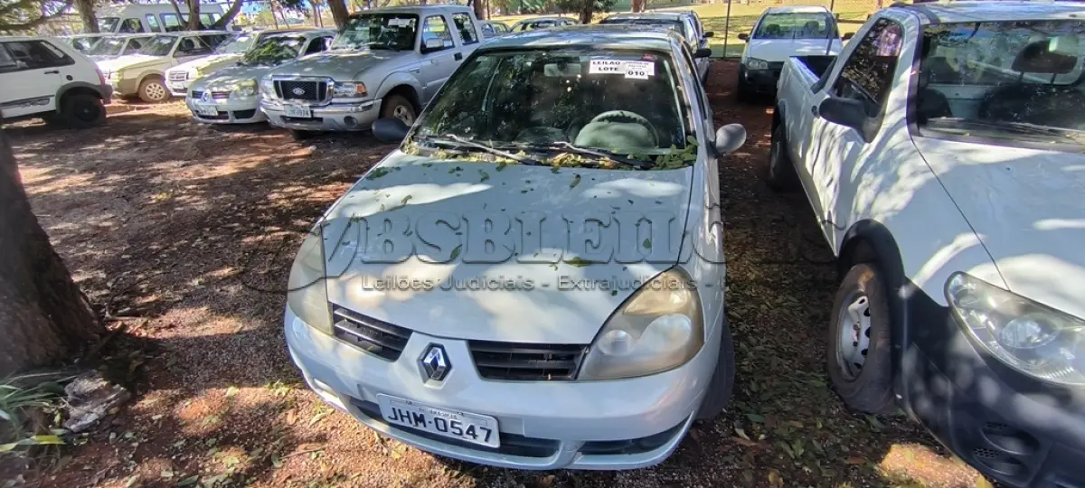 LOTE 010 - 01 RENAULT CLIO; PLACA: JHM-0547; ANO: 2008. CHASSI: 8A1LB8E058L032091, RENAVAM: 00973903783; (NO ESTADO)