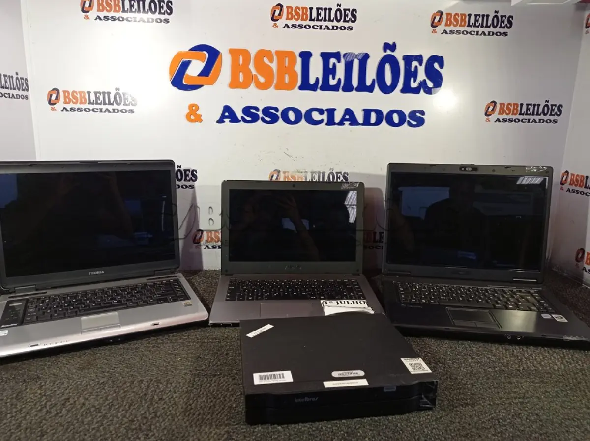 LOTE 056 - 03 NOTBOOK'S PARA RETIRADA DE PEÇAS E 01 DVR MARCA INTELBRAS DANIFICADO. (NO ESTADO) ATENÇÃO! FAZER A VISITAÇÃO ANTES DE ARREMATAR, NÃO SABEMOS SE FUNCIONA. LEILÃO NÃO TEM GARANTIA E NEM DEVOLUÇÃO, SUJEITO A POSSÍVEIS AVARIAS VISÍVEIS/OCULTAS E/OU AUSÊNCIA DE COMPONENTES.