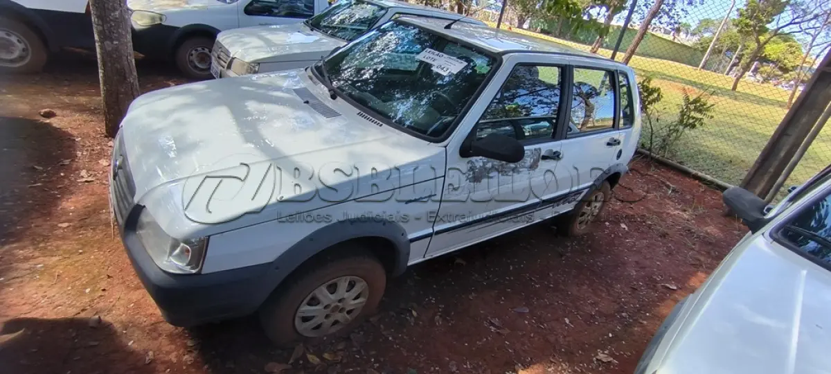 LOTE 043 - 01 FIAT UNO MILLE WAY ECON; PLACA: JIC-6528; ANO: 2009. CHASSI: 9BD15844AA6352343, RENAVAM: 00165582650; (VEÍCULO NÃO FUNCIONA, BOMBA DE COMBUSTÍVEL TRAVADA, VEÍCULO NÃO POSSUI CHAVE (QUEBRADA)). (NO ESTADO)