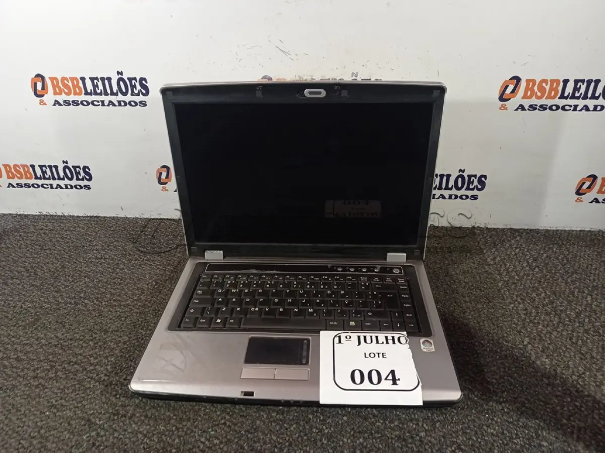 LOTE 004 - 01 NOTEBOOK MODELO: 6670 VECTOR SEM FONTE 20V. (NO ESTADO) ATENÇÃO! FAZER A VISITAÇÃO ANTES DE ARREMATAR, NÃO SABEMOS SE FUNCIONA. LEILÃO NÃO TEM GARANTIA E NEM DEVOLUÇÃO, SUJEITO A POSSÍVEIS AVARIAS VISÍVEIS/OCULTAS E/OU AUSÊNCIA DE COMPONENTES.