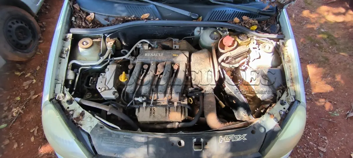 LOTE 011 - 01 RENAULT CLIO AUT1616VS; PLACA: JHM-0597; ANO: 2008. CHASSI: 8A1LB8E058L031615, RENAVAM: 00973881860; (NO ESTADO)