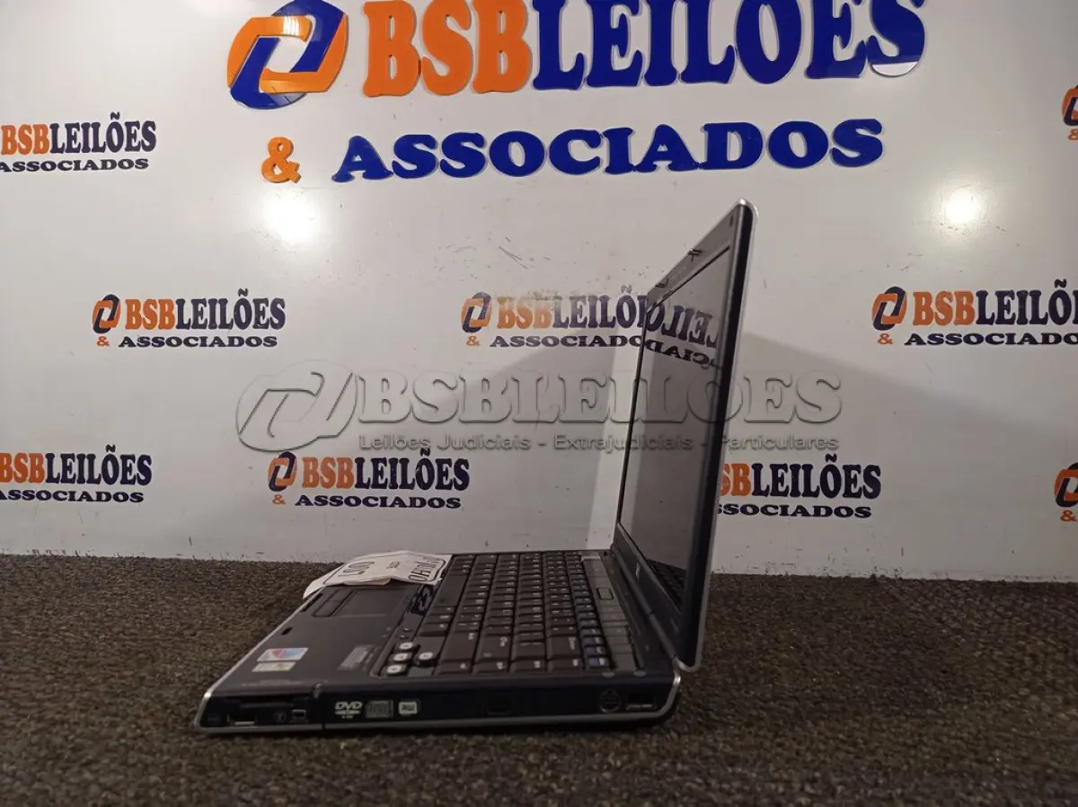 LOTE 007 - 01 NOTEBOOK MODELO: PAVILION DV1000 MARCA HP SEM FONTE. (NO ESTADO) ATENÇÃO! FAZER A VISITAÇÃO ANTES DE ARREMATAR, NÃO SABEMOS SE FUNCIONA. LEILÃO NÃO TEM GARANTIA E NEM DEVOLUÇÃO, SUJEITO A POSSÍVEIS AVARIAS VISÍVEIS/OCULTAS E/OU AUSÊNCIA DE COMPONENTES.