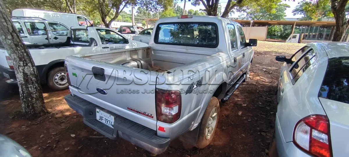 LOTE 047 - 01 CAMINHONETE FORD RANGER XLT 13P; PLACA: JIF-1974; ANO: 2009. CHASSI: 8AFER13P19J246873, RENAVAM: 00148266967; (SUSPENSÃO DIANTEIRA LE MUITO AVARIADA/ FREIO ABS COM DEFEITO/ BOMBA DE ALTA PRESSÃO DANIFICADA/ BOMBA DE BAIXA PRESSÃO TRAVADA BICOS INJETORES DEFEITUOSOS/ VEÍCULO NÃO FUNCIONA). (NO ESTADO)