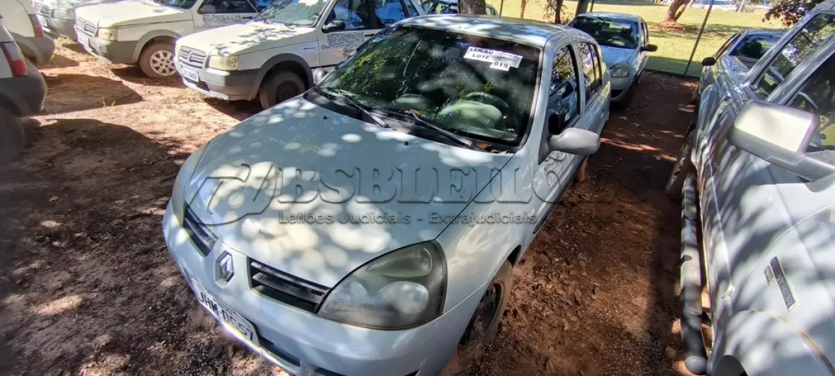 LOTE 015 - 01 RENAULT CLIO AUT1616VS; PLACA: JHM-0657; ANO: 2008.  CHASSI: 8A1LB8E058L016123, RENAVAM: 00976297922; (NO ESTADO)