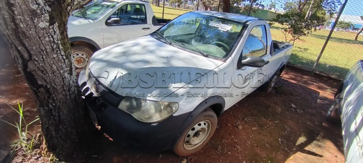 LOTE 023 - 01 FIAT STRADA PICK UP FIRE FLEX; PLACA: JIC-4717; ANO: 2009.  CHASSI: 9BD27803MA7188523, RENAVAM: 00164945334; VEÍCULO NÃO FUNCIONA, BOMBA DE COMBUSTÍVEL TRAVADA (NO ESTADO)