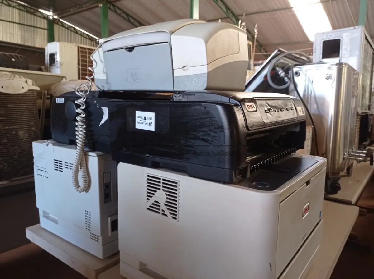 LOTE 154 - 02 IMPRESSORAS MATRICIAL, 02 IMPRESSORAS MARCA OKI E 01 FAX MARCA HP. (NO ESTADO) ATENÇÃO! FAZER A VISITAÇÃO ANTES DE ARREMATAR, NÃO SABEMOS SE FUNCIONA. LEILÃO NÃO TEM GARANTIA E NEM DEVOLUÇÃO, SUJEITO A POSSÍVEIS AVARIAS VISÍVEIS/OCULTAS E/OU AUSÊNCIA DE COMPONENTES.