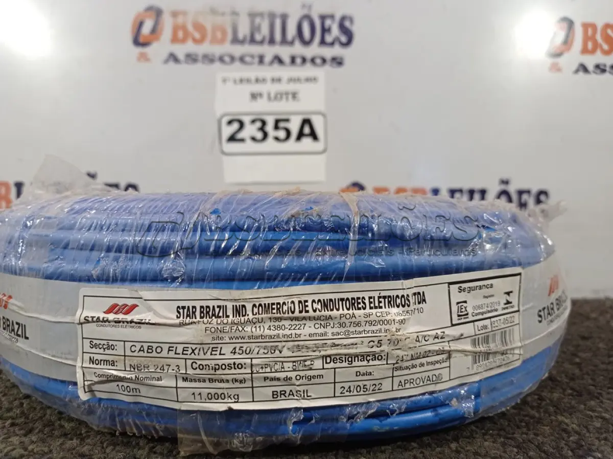 LOTE 235 - 01 ROLO DE CABO FLEXÍVEL 1×10MM NA COR AZUL. (NO ESTADO) ATENÇÃO! FAZER A VISITAÇÃO ANTES DE ARREMATAR, NÃO SABEMOS SE FUNCIONA. LEILÃO NÃO TEM GARANTIA E NEM DEVOLUÇÃO, SUJEITO A POSSÍVEIS AVARIAS VISÍVEIS/OCULTAS E/OU AUSÊNCIA DE COMPONENTES.
