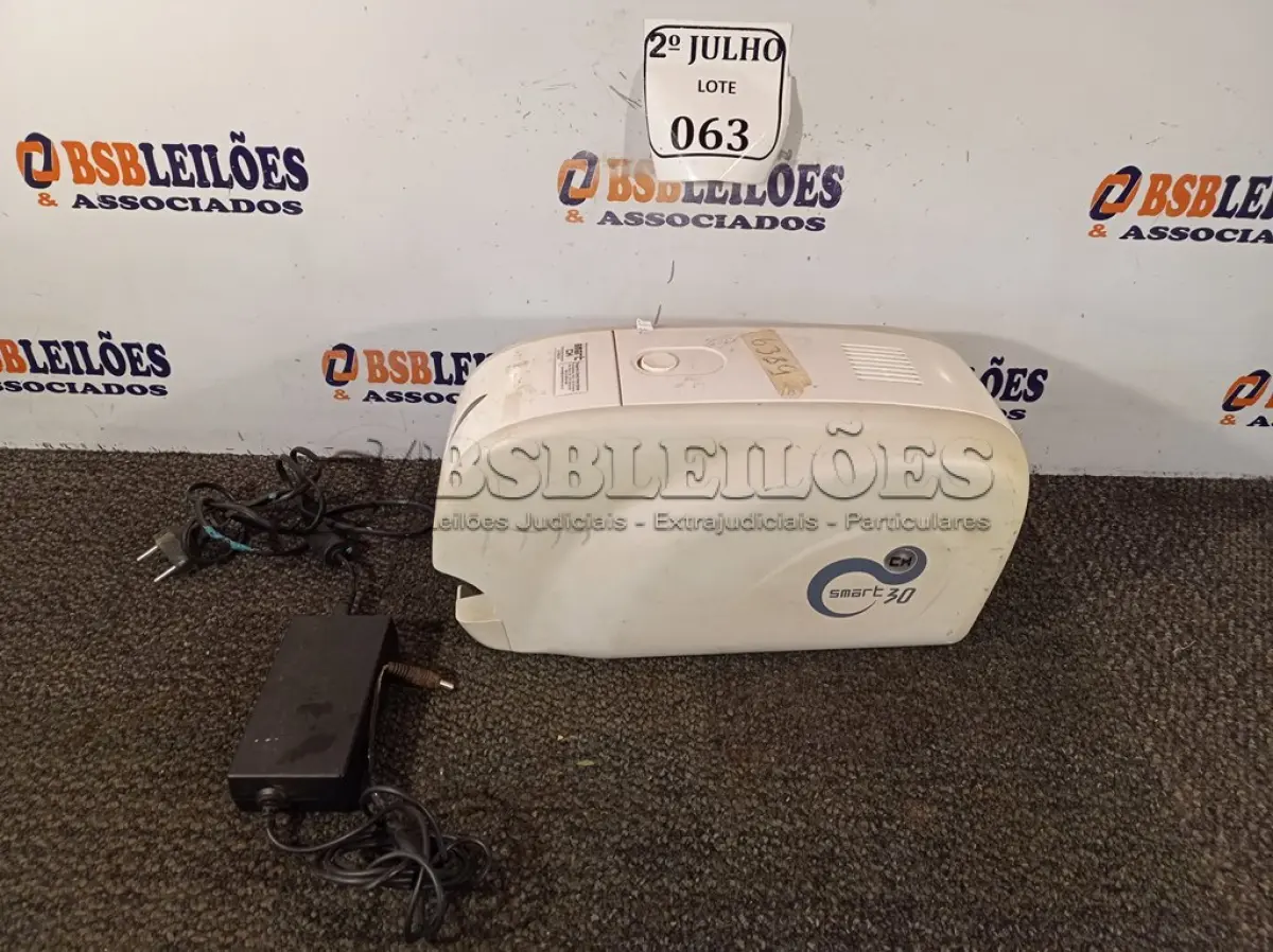 LOTE 063 - 01 IMPRESSORA DE CARTÃO SMART-30S 24V, 2.0  LIGANDO. (NO ESTADO) ATENÇÃO! FAZER A VISITAÇÃO ANTES DE ARREMATAR, NÃO SABEMOS SE FUNCIONA. LEILÃO NÃO TEM GARANTIA E NEM DEVOLUÇÃO, SUJEITO A POSSÍVEIS AVARIAS VISÍVEIS/OCULTAS E/OU AUSÊNCIA DE COMPONENTES.