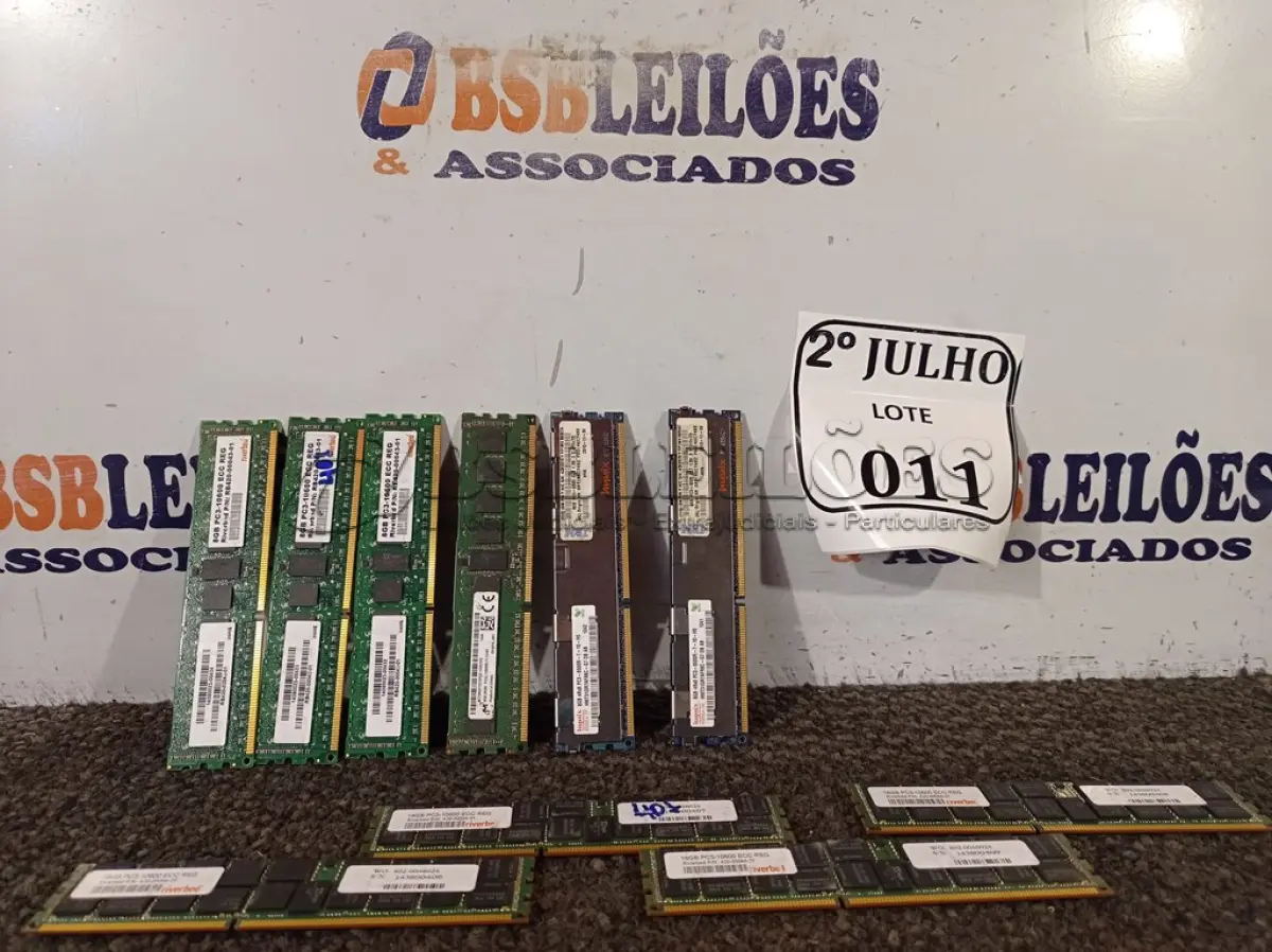 LOTE 011 - 06 PENTES DE MEMÓRIA DE 8GB CADA E 04 PENTES DE MEMÓRIA DE 16GB CADA PARA SERVIDOR PC3. (NO ESTADO) ATENÇÃO! FAZER A VISITAÇÃO ANTES DE ARREMATAR, NÃO SABEMOS SE FUNCIONA. LEILÃO NÃO TEM GARANTIA E NEM DEVOLUÇÃO, SUJEITO A POSSÍVEIS AVARIAS VISÍVEIS/OCULTAS E/OU AUSÊNCIA DE COMPONENTES.