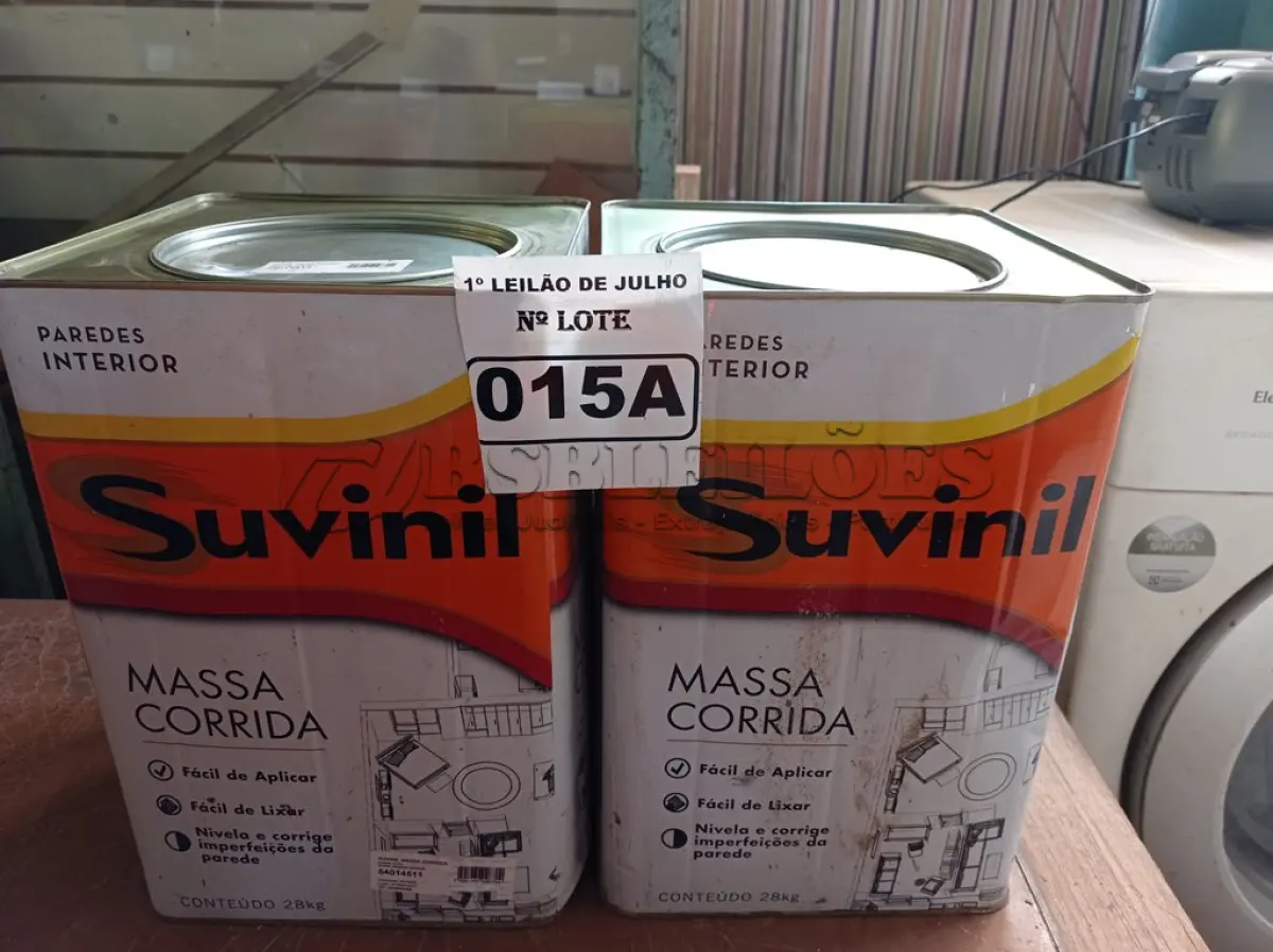 LOTE 015 - 02 LATAS DE MASSA CORRIDA PARA PAREDES INTERIOR CONTENDO 28KG CADA MARCA SUVINIL. (NO ESTADO) ATENÇÃO! FAZER A VISITAÇÃO ANTES DE ARREMATAR, NÃO SABEMOS SE FUNCIONA. LEILÃO NÃO TEM GARANTIA E NEM DEVOLUÇÃO, SUJEITO A POSSÍVEIS AVARIAS VISÍVEIS/OCULTAS E/OU AUSÊNCIA DE COMPONENTES.