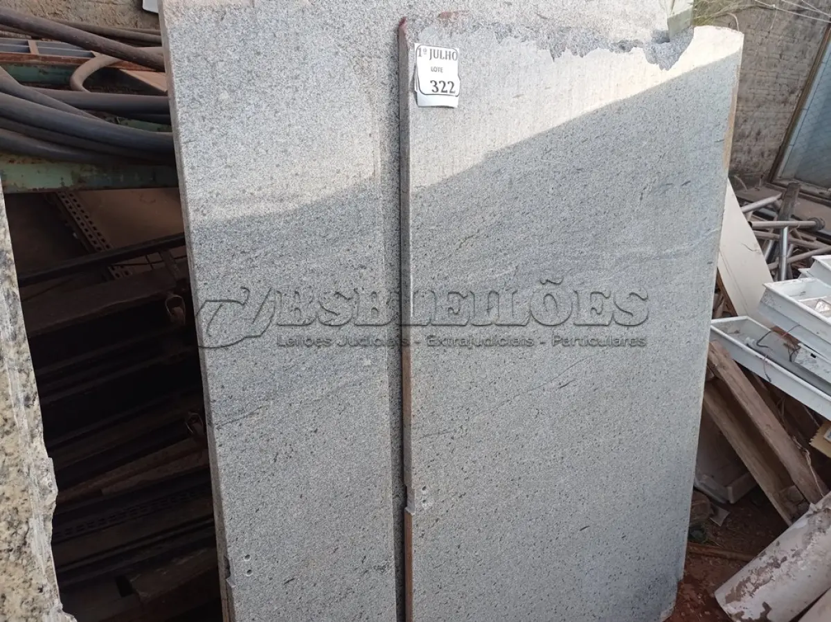 LOTE 533