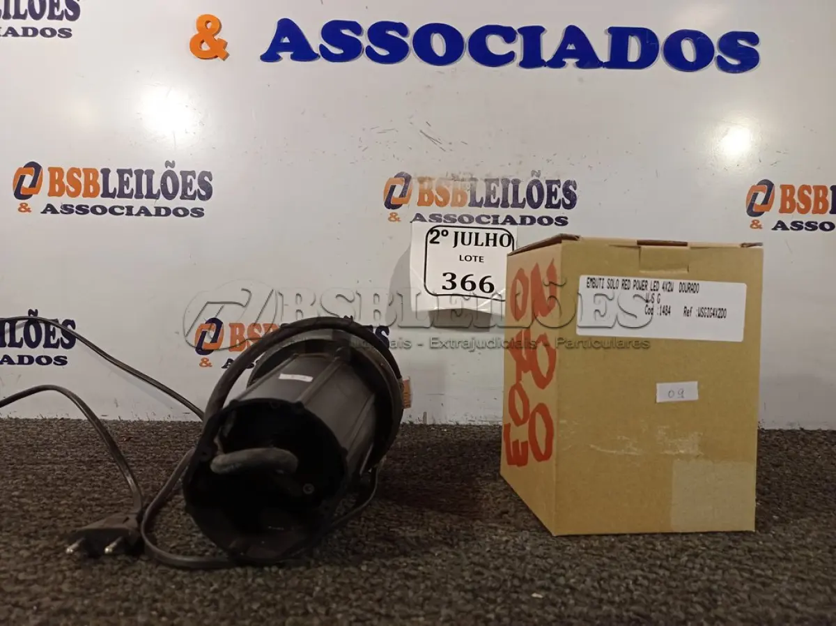 LOTE 366 - 01 PARES DE LED SOLO 4X2WPARA EMBUTIR (NO ESTADO) ATENÇÃO! FAZER A VISITAÇÃO ANTES DE ARREMATAR, NÃO SABEMOS SE FUNCIONA. LEILÃO NÃO TEM GARANTIA E NEM DEVOLUÇÃO, SUJEITO A POSSÍVEIS AVARIAS VISÍVEIS/OCULTAS E/OU AUSÊNCIA DE COMPONENTES.