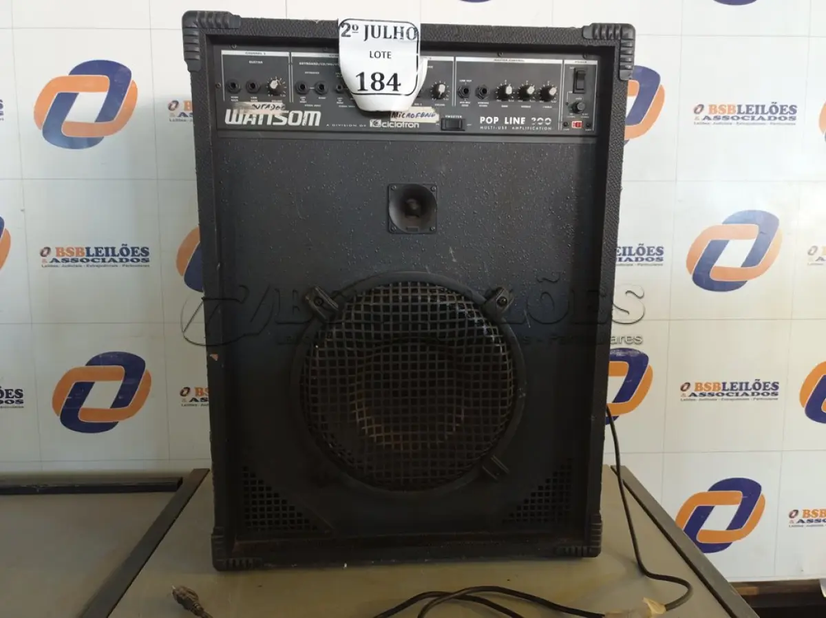 LOTE 184 - 01 CAIXA DE SOM AMPLIFICADA WATTSOM POP LINE 300 BIVOLT (NO ESTADO) ATENÇÃO! FAZER A VISITAÇÃO ANTES DE ARREMATAR, NÃO SABEMOS SE FUNCIONA. LEILÃO NÃO TEM GARANTIA E NEM DEVOLUÇÃO, SUJEITO A POSSÍVEIS AVARIAS VISÍVEIS/OCULTAS E/OU AUSÊNCIA DE COMPONENTES.