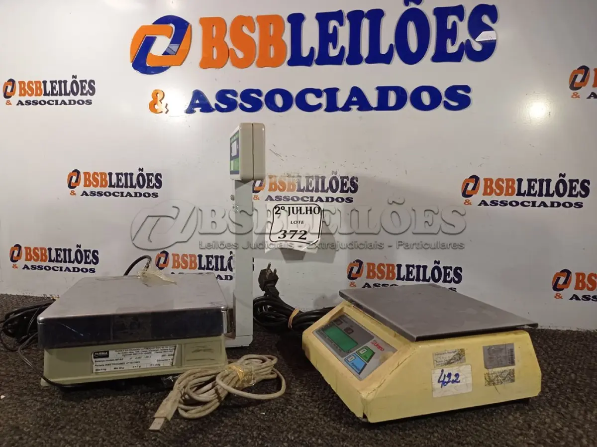 LOTE 372