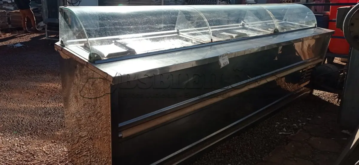 LOTE 451 - 01 BALCÃO REFRIGERADO EM INOX (NO ESTADO) ATENÇÃO! FAZER A VISITAÇÃO ANTES DE ARREMATAR, NÃO SABEMOS SE FUNCIONA. LEILÃO NÃO TEM GARANTIA E NEM DEVOLUÇÃO, SUJEITO A POSSÍVEIS AVARIAS VISÍVEIS/OCULTAS E/OU AUSÊNCIA DE COMPONENTES.