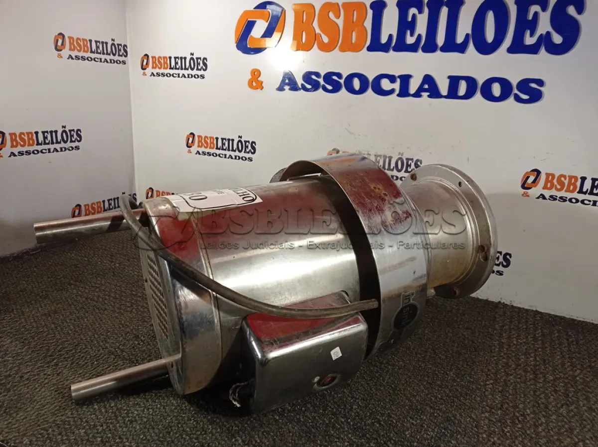 LOTE 230 - 01 TRITURADOR DE ALIMENTOS MARCA INSIKERATOR MOD: SS 200-29 2HP (NO ESTADO) ATENÇÃO! FAZER A VISITAÇÃO ANTES DE ARREMATAR, NÃO SABEMOS SE FUNCIONA. LEILÃO NÃO TEM GARANTIA E NEM DEVOLUÇÃO, SUJEITO A POSSÍVEIS AVARIAS VISÍVEIS/OCULTAS E/OU AUSÊNCIA DE COMPONENTES.