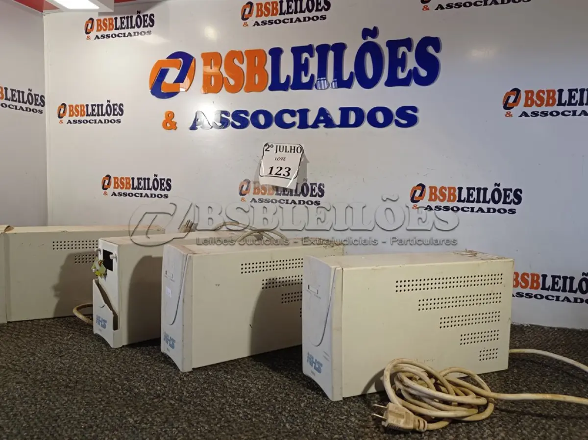 LOTE 123 - 04 ESTABILIZADORES. (NO ESTADO) ATENÇÃO! FAZER A VISITAÇÃO ANTES DE ARREMATAR, NÃO SABEMOS SE FUNCIONA. LEILÃO NÃO TEM GARANTIA E NEM DEVOLUÇÃO, SUJEITO A POSSÍVEIS AVARIAS VISÍVEIS/OCULTAS E/OU AUSÊNCIA DE COMPONENTES.