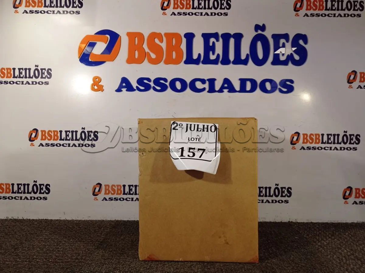 LOTE 157 - 05 KITS DE SISTEMA OPERACIONAL E APLICATIVOS PARA ESTAÇÕES DE TRABALHO E SERVIDORES. (NO ESTADO) ATENÇÃO! FAZER A VISITAÇÃO ANTES DE ARREMATAR, NÃO SABEMOS SE FUNCIONA. LEILÃO NÃO TEM GARANTIA E NEM DEVOLUÇÃO, SUJEITO A POSSÍVEIS AVARIAS VISÍVEIS/OCULTAS E/OU AUSÊNCIA DE COMPONENTES.