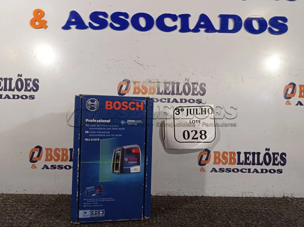 LOTE 028 - 01 NIVEL A LASER GLL 212G - PC 195499 – BOSCH NOVO. (NO ESTADO)