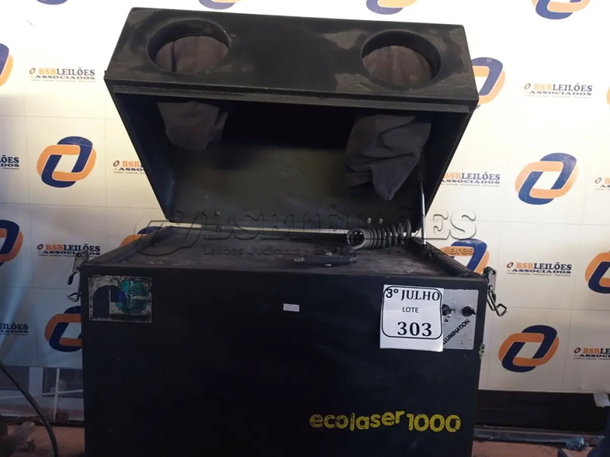 LOTE 303 - 01 MÁQUINA PARA LIMPEZA DE TONNERS. (NO ESTADO) ATENÇÃO! FAZER A VISITAÇÃO ANTES DE ARREMATAR, NÃO SABEMOS SE FUNCIONA. LEILÃO NÃO TEM GARANTIA E NEM DEVOLUÇÃO, SUJEITO A POSSÍVEIS AVARIAS VISÍVEIS/OCULTAS E/OU AUSÊNCIA DE COMPONENTES.