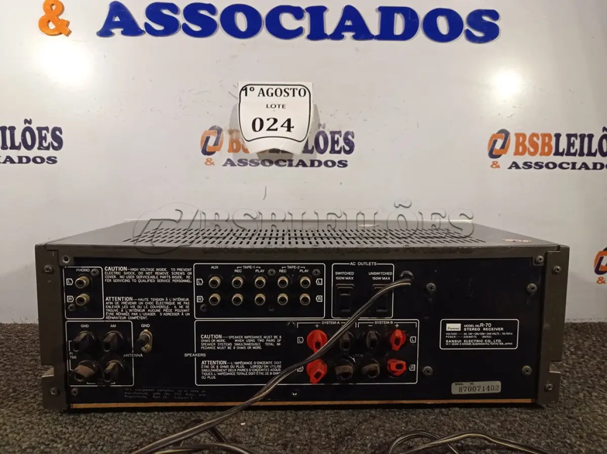 LOTE 024 - 01 RECEIVER R-70. (NO ESTADO) ATENÇÃO! FAZER A VISITAÇÃO ANTES DE ARREMATAR, NÃO SABEMOS SE FUNCIONA. LEILÃO NÃO TEM GARANTIA E NEM DEVOLUÇÃO, SUJEITO A POSSÍVEIS AVARIAS VISÍVEIS/OCULTAS E/OU AUSÊNCIA DE COMPONENTES.