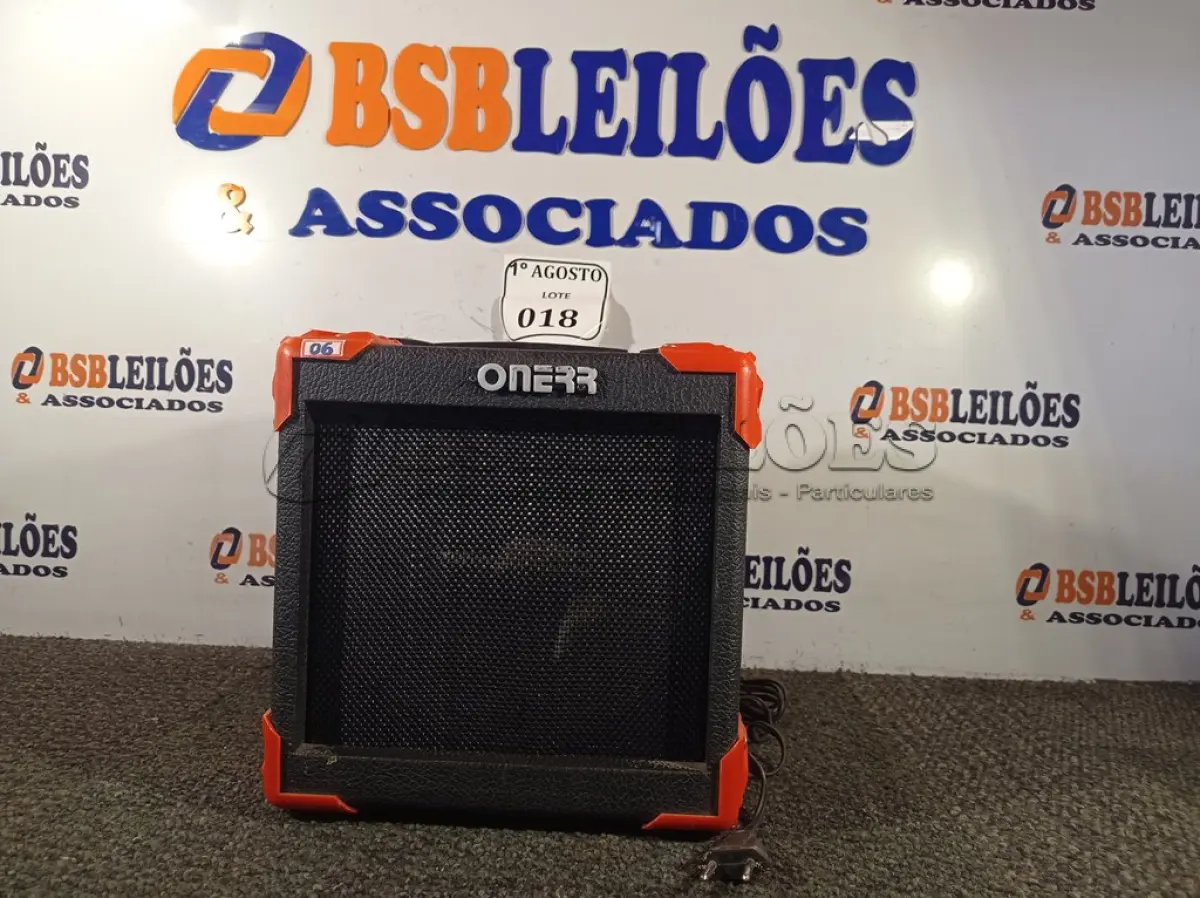 LOTE 018 - 01 CAIXA DE SOM ONERR. (NO ESTADO) ATENÇÃO! FAZER A VISITAÇÃO ANTES DE ARREMATAR, NÃO SABEMOS SE FUNCIONA. LEILÃO NÃO TEM GARANTIA E NEM DEVOLUÇÃO, SUJEITO A POSSÍVEIS AVARIAS VISÍVEIS/OCULTAS E/OU AUSÊNCIA DE COMPONENTES.