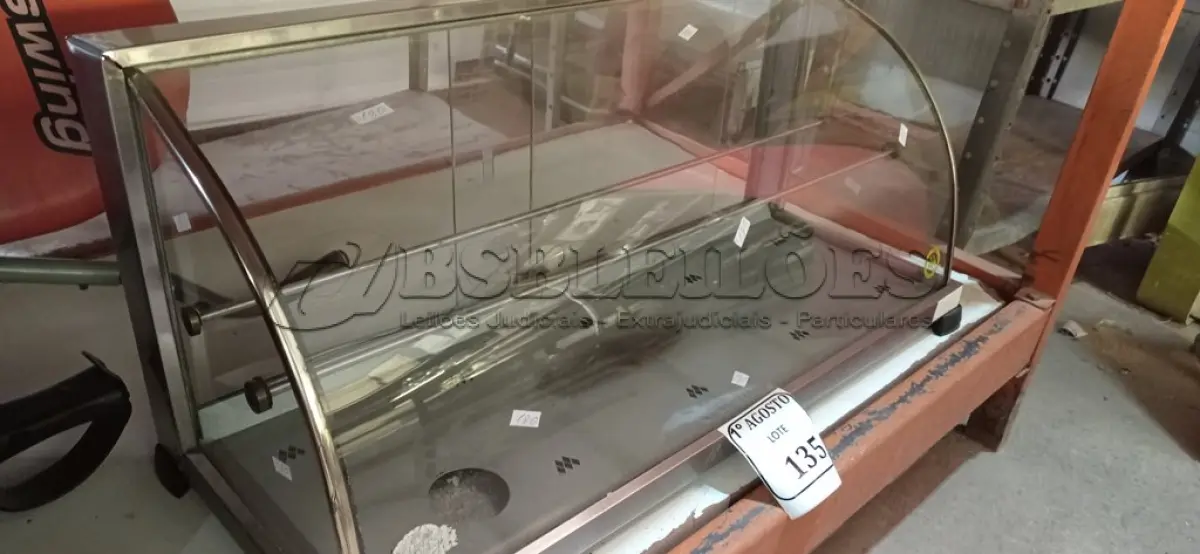 LOTE 135 - 01 ESTUFA PARA SALGADOS (NO ESTADO) ATENÇÃO! FAZER A VISITAÇÃO ANTES DE ARREMATAR, NÃO SABEMOS SE FUNCIONA. LEILÃO NÃO TEM GARANTIA E NEM DEVOLUÇÃO, SUJEITO A POSSÍVEIS AVARIAS VISÍVEIS/OCULTAS E/OU AUSÊNCIA DE COMPONENTES.