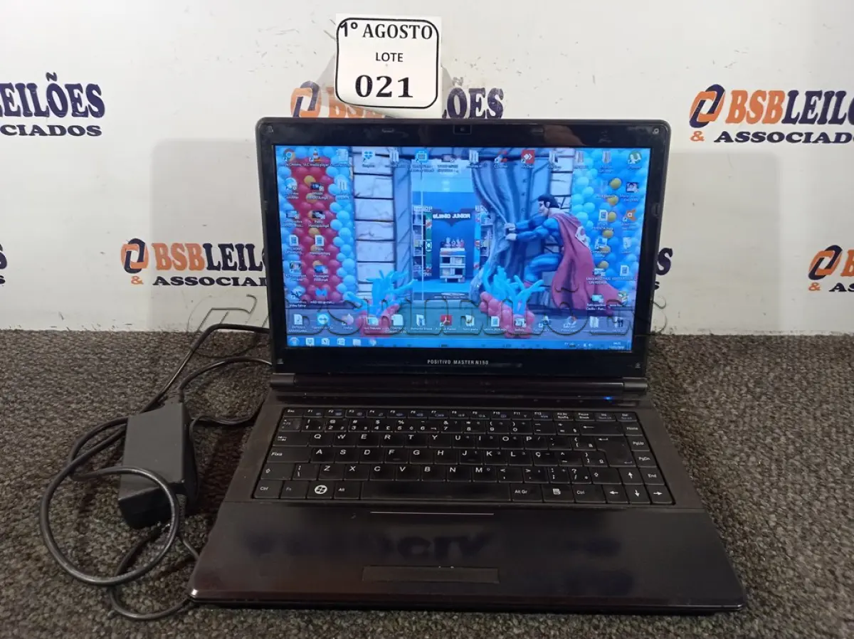 LOTE 021 - 01 NOTEBOOK I3 MARCA POSITIVO COM FONTE. (LIGANDO) (NO ESTADO) ATENÇÃO! FAZER A VISITAÇÃO ANTES DE ARREMATAR, NÃO SABEMOS SE FUNCIONA. LEILÃO NÃO TEM GARANTIA E NEM DEVOLUÇÃO, SUJEITO A POSSÍVEIS AVARIAS VISÍVEIS/OCULTAS E/OU AUSÊNCIA DE COMPONENTES.
