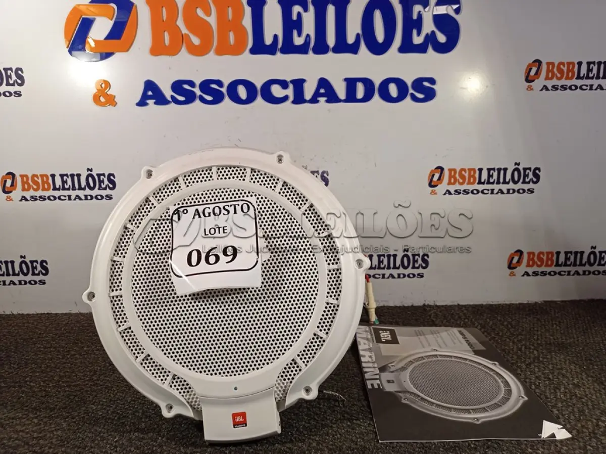 LOTE 069 - 01 AUTO FALANTE MARINE MPS 1000. (NO ESTADO) ATENÇÃO! FAZER A VISITAÇÃO ANTES DE ARREMATAR, NÃO SABEMOS SE FUNCIONA. LEILÃO NÃO TEM GARANTIA E NEM DEVOLUÇÃO, SUJEITO A POSSÍVEIS AVARIAS VISÍVEIS/OCULTAS E/OU AUSÊNCIA DE COMPONENTES.
