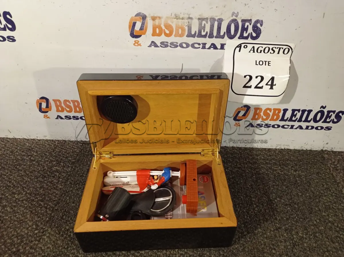 LOTE 224