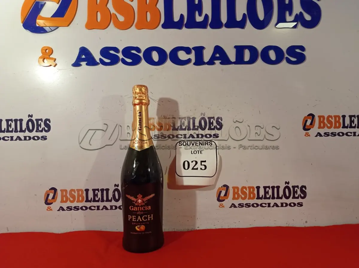 LOTE 025 - 01 GARRAFA DE ESPUMANTE GANCIA PEACH 750ML. LACRADO. (NO ESTADO EM QUE SE ENCONTRA) ATENÇÃO! FAZER A VISITAÇÃO ANTES DE ARREMATAR, NÃO SABEMOS SE FUNCIONA. LEILÃO NÃO TEM GARANTIA E NEM DEVOLUÇÃO, SUJEITO A POSSÍVEIS AVARIAS VISÍVEIS/OCULTAS E/OU AUSÊNCIA DE COMPONENTES.