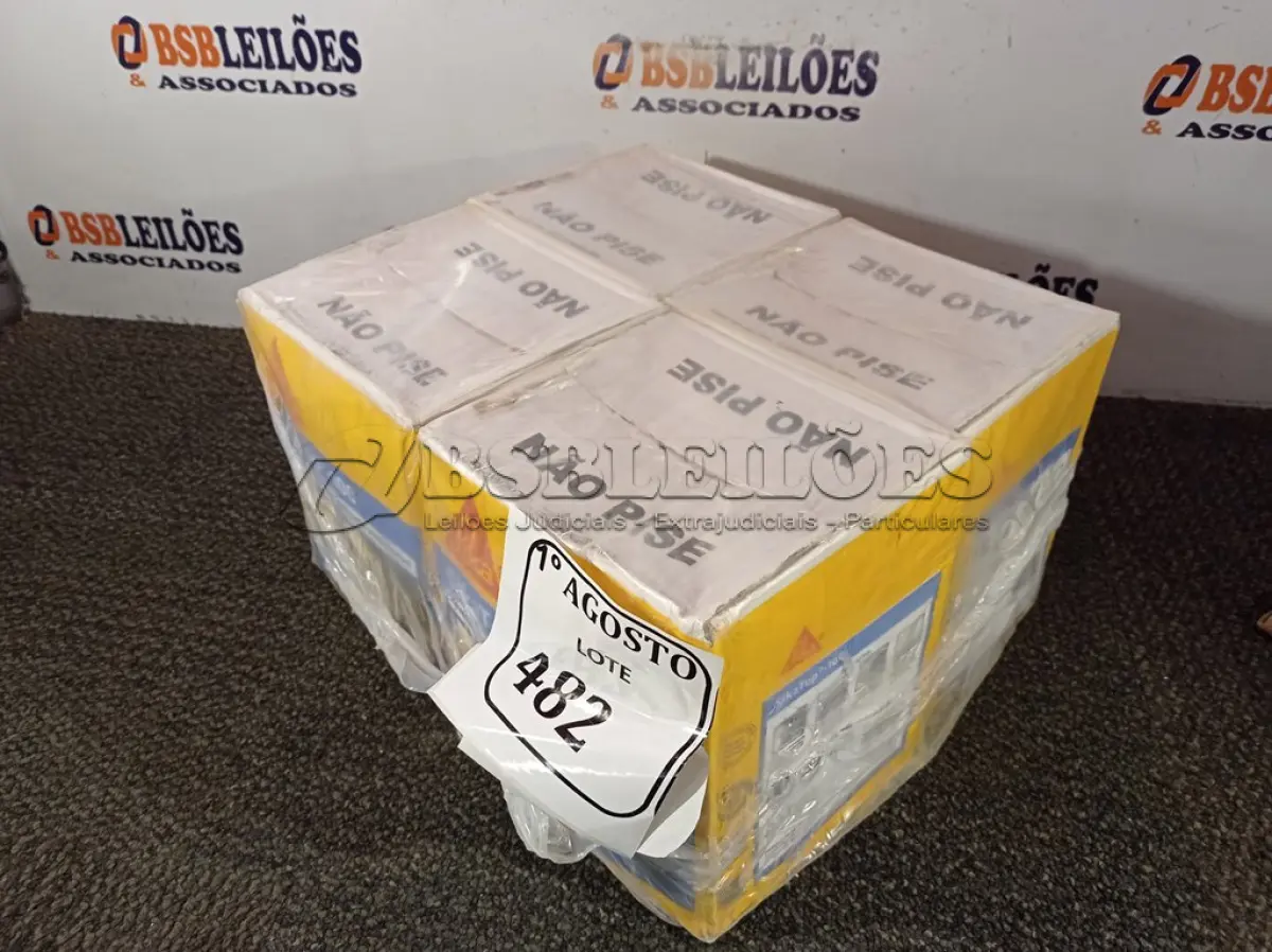 LOTE 482 - 04 CAIXA SIKA TOP 100 REVESTIMENTO IMPERMEABILIZANTE SEMI-FLEXIVEL 4KG. (NO ESTADO) ATENÇÃO! FAZER A VISITAÇÃO ANTES DE ARREMATAR, NÃO SABEMOS SE FUNCIONA. LEILÃO NÃO TEM GARANTIA E NEM DEVOLUÇÃO, SUJEITO A POSSÍVEIS AVARIAS VISÍVEIS/OCULTAS E/OU AUSÊNCIA DE COMPONENTES.