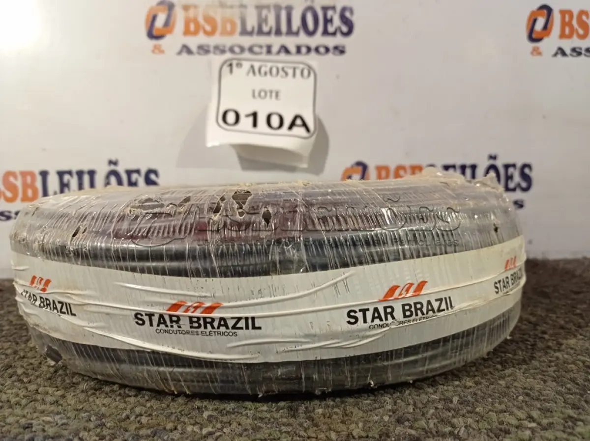 LOTE 010 - 01 ROLO DE CABO FLEXÍVEL 450/750VOLTS 1X10MM NA COR PRETA. (NO ESTADO) ATENÇÃO! FAZER A VISITAÇÃO ANTES DE ARREMATAR, NÃO SABEMOS SE FUNCIONA. LEILÃO NÃO TEM GARANTIA E NEM DEVOLUÇÃO, SUJEITO A POSSÍVEIS AVARIAS VISÍVEIS/OCULTAS E/OU AUSÊNCIA DE COMPONENTES.
